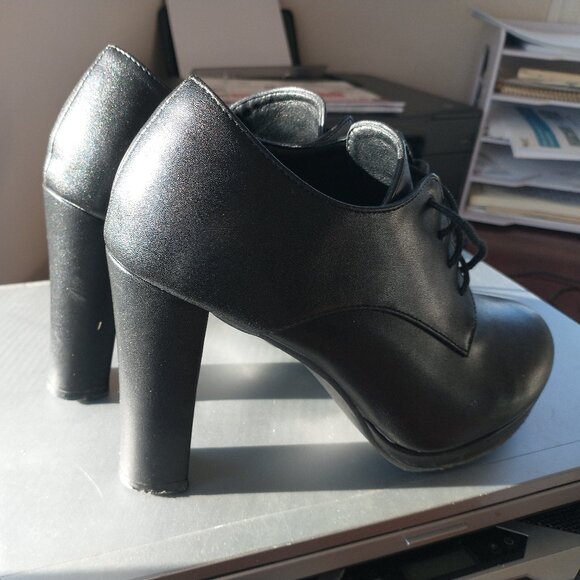 High heel - Picture 4 of 6